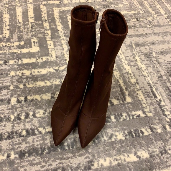 🌟Anne Michelle🌟 Stiletto Booties - Picture 2 of 8